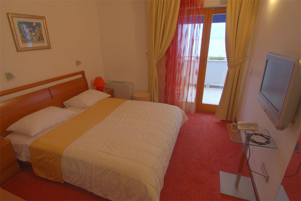 Hotel Eden