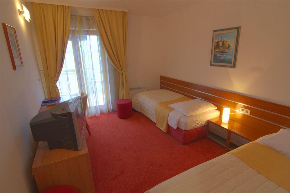 Eden Hotel